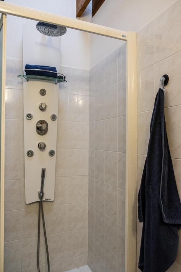 Monolocale Vicino Milano Cir 00014 Daire Lodi Dış mekan fotoğraf
